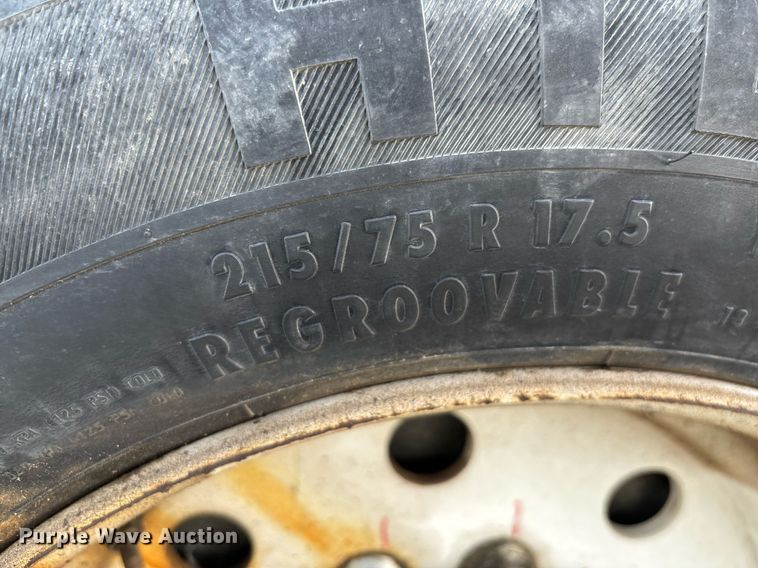 image for item YA0253 2021 Monroe Towmaster T-14DT tilt deck equipment trailer