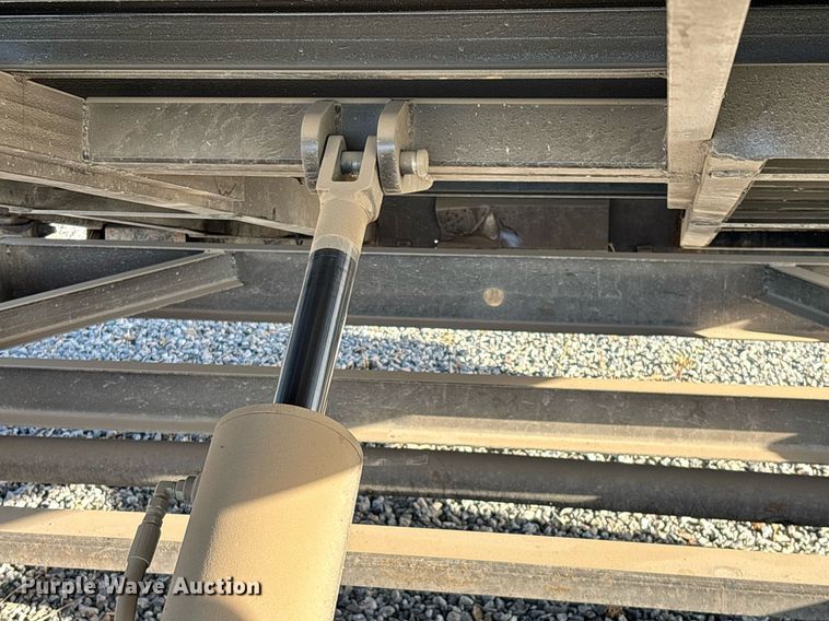 image for item YA0257 2022 Big Tex 10TS-12BK7SIR dump trailer