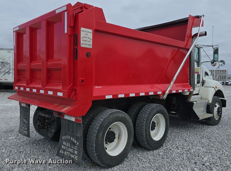 image for item YA0290 2014 Kenworth T400 dump truck