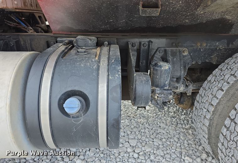 image for item YA0290 2014 Kenworth T400 dump truck