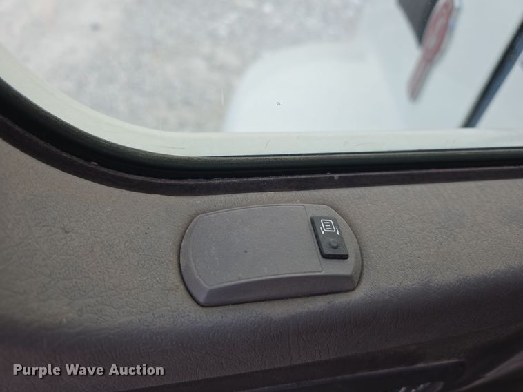 image for item YA0290 2014 Kenworth T400 dump truck