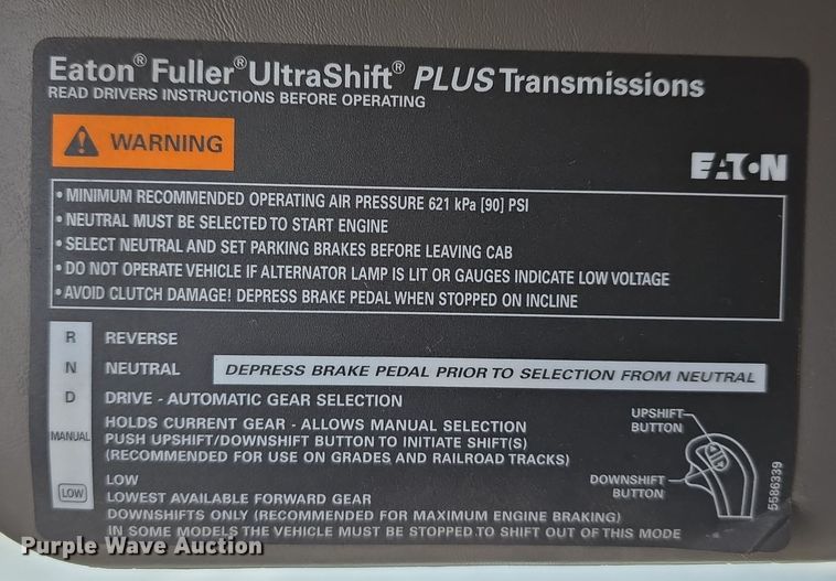 image for item YA0290 2014 Kenworth T400 dump truck