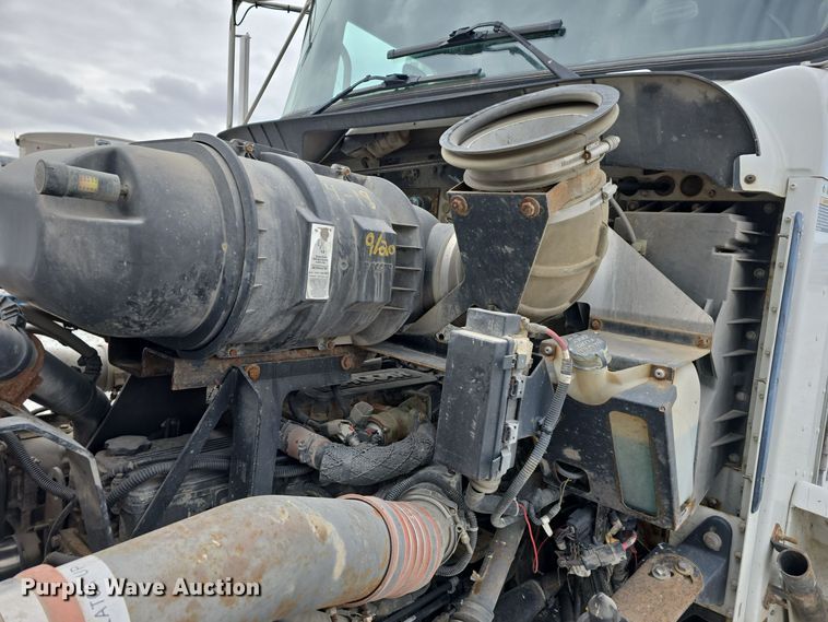 image for item YA0290 2014 Kenworth T400 dump truck