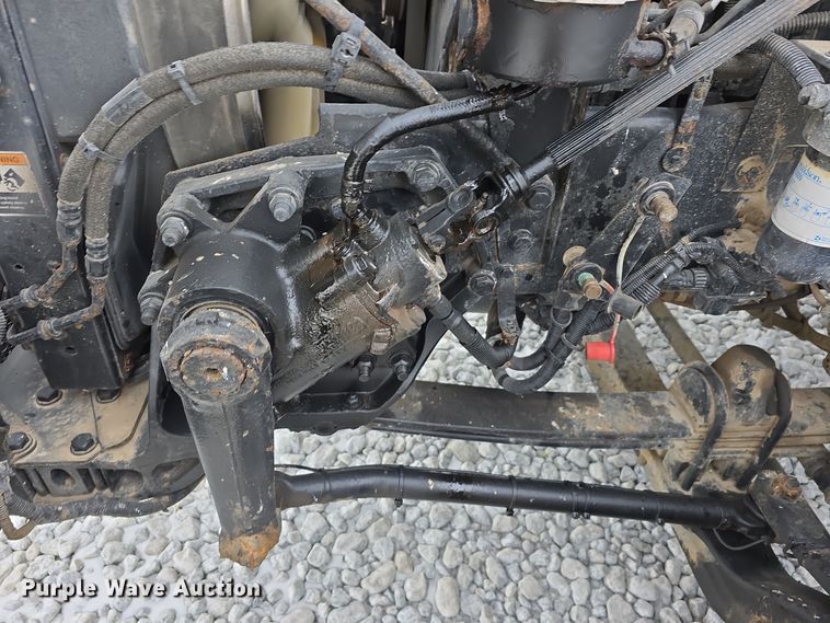 image for item YA0290 2014 Kenworth T400 dump truck