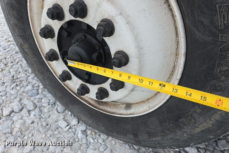 image for item YA0290 2014 Kenworth T400 dump truck