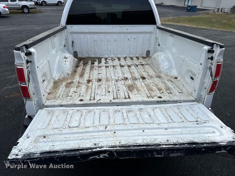 image for item DW3265 2013 Ford F150 XLT SuperCrew pickup truck