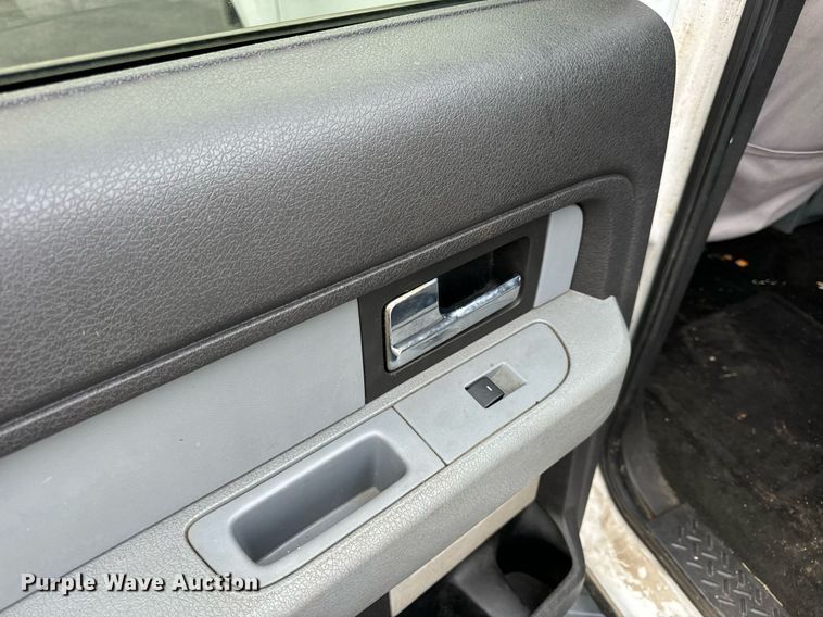 image for item DW3265 2013 Ford F150 XLT SuperCrew pickup truck