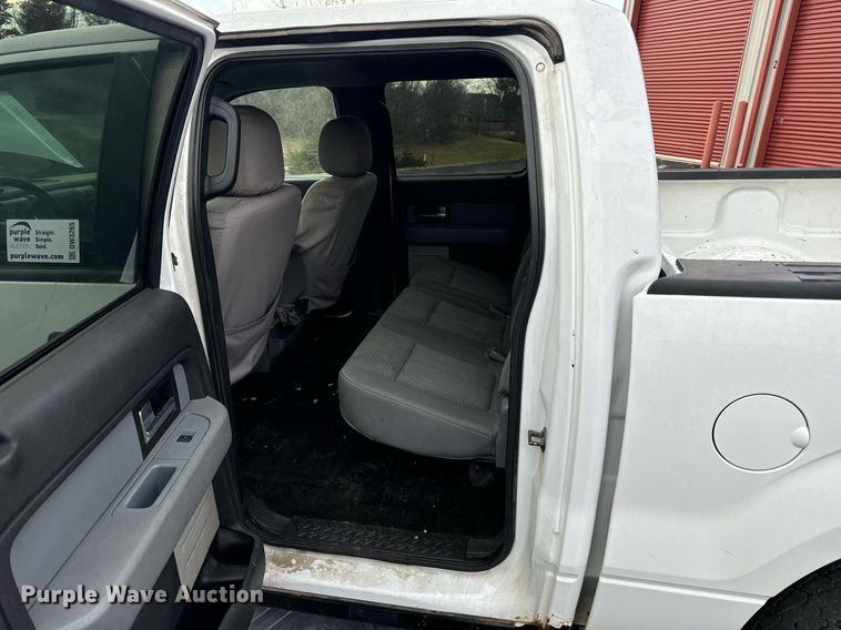 image for item DW3265 2013 Ford F150 XLT SuperCrew pickup truck