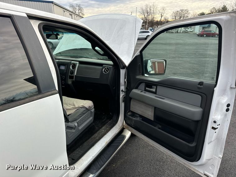 image for item DW3265 2013 Ford F150 XLT SuperCrew pickup truck