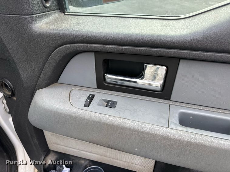 image for item DW3265 2013 Ford F150 XLT SuperCrew pickup truck