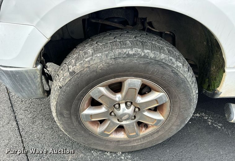 image for item DW3265 2013 Ford F150 XLT SuperCrew pickup truck