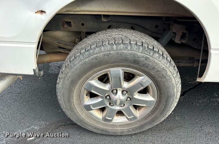 image for item DW3265 2013 Ford F150 XLT SuperCrew pickup truck