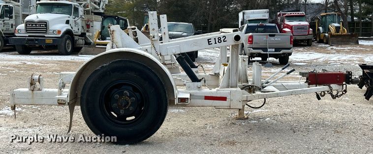 image for item DW3280 Reel trailer