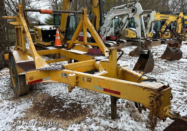 image for item DW3281 1989 Butler BC112HA reel trailer