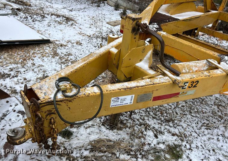 image for item DW3281 1989 Butler BC112HA reel trailer