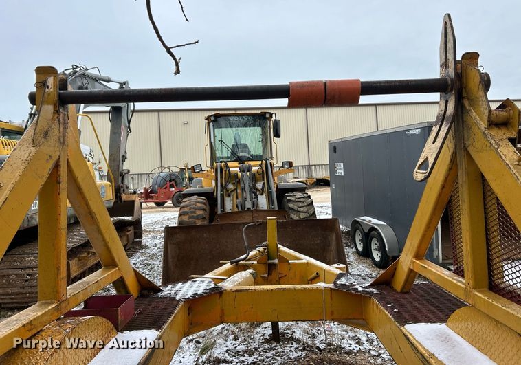 image for item DW3281 1989 Butler BC112HA reel trailer