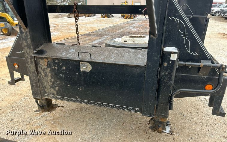 image for item DW3305 2017 Load Trail hydraulic tail equipment trailer