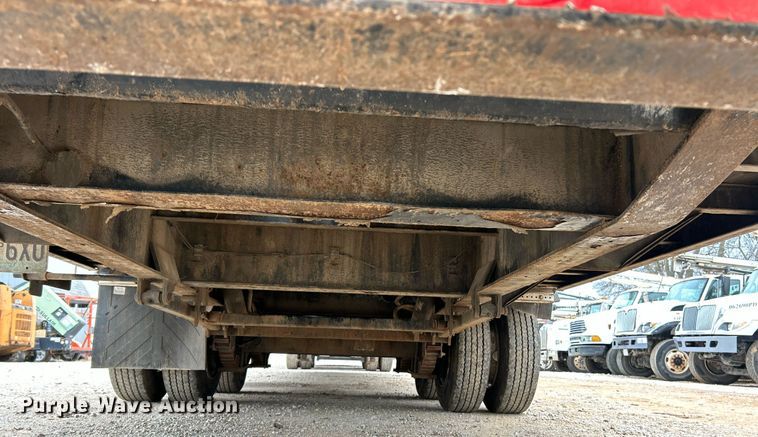 image for item DW3305 2017 Load Trail hydraulic tail equipment trailer