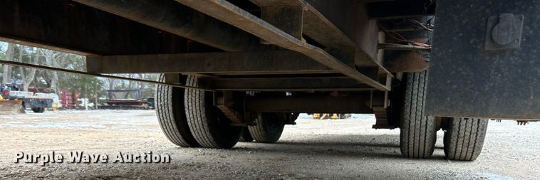 image for item DW3305 2017 Load Trail hydraulic tail equipment trailer