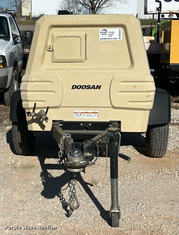 image for item DW3312 2021 Doosan P185WDO-T4F air compressor