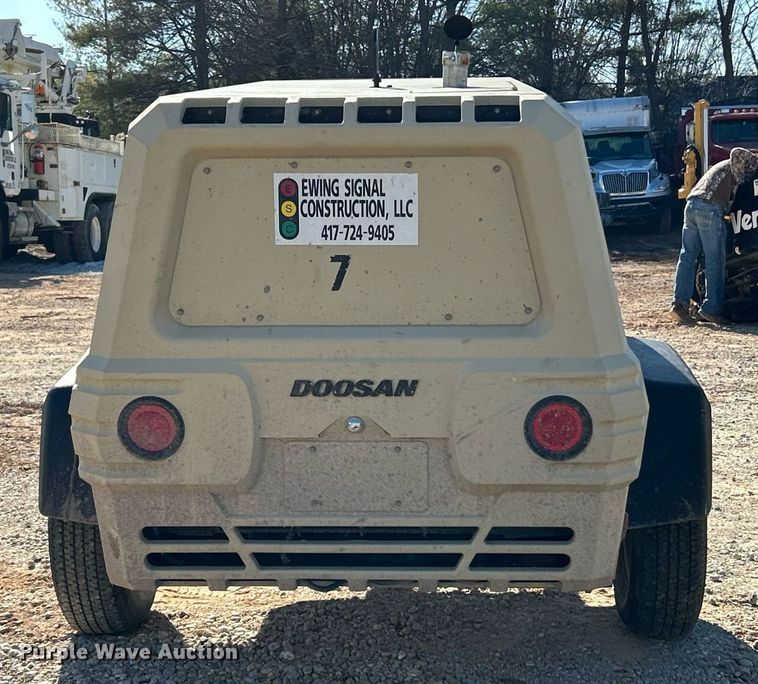 image for item DW3312 2021 Doosan P185WDO-T4F air compressor