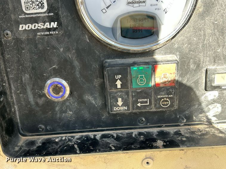 image for item DW3312 2021 Doosan P185WDO-T4F air compressor