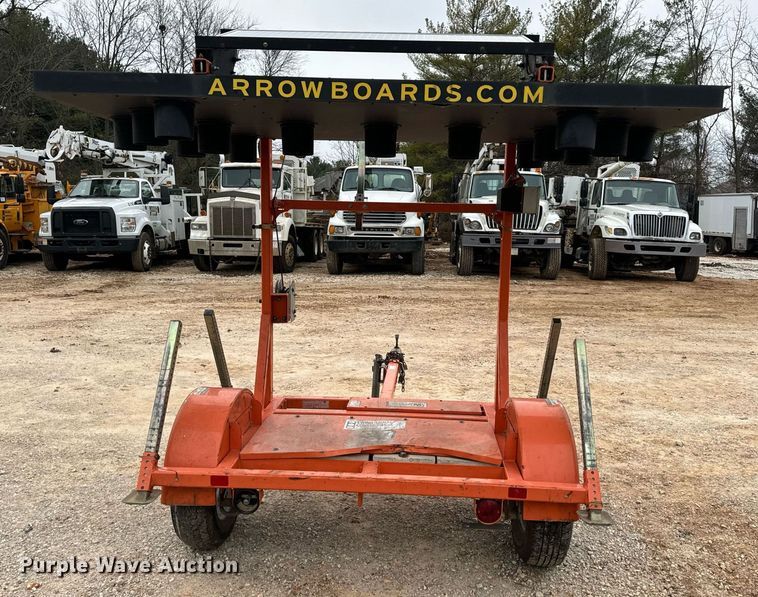 image for item DW3324 2013 Wanco WTSP arrow board