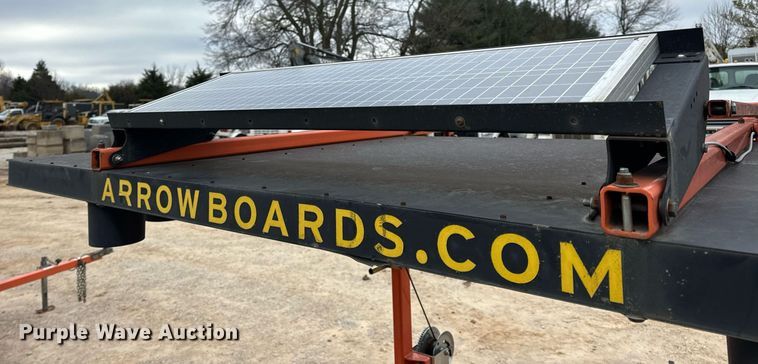 image for item DW3324 2013 Wanco WTSP arrow board