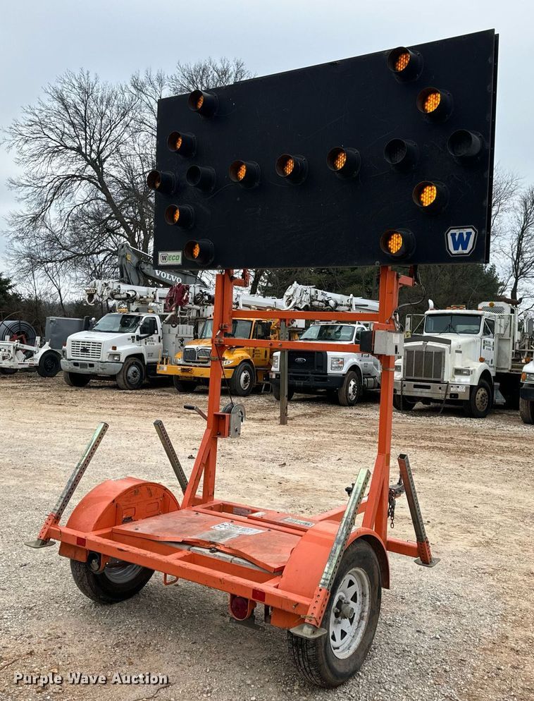 image for item DW3324 2013 Wanco WTSP arrow board