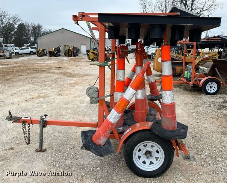 image for item DW3325 2013 Wanco WTSP arrow board