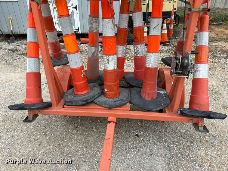 image for item DW3325 2013 Wanco WTSP arrow board