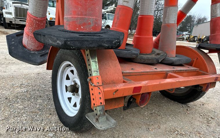 image for item DW3325 2013 Wanco WTSP arrow board