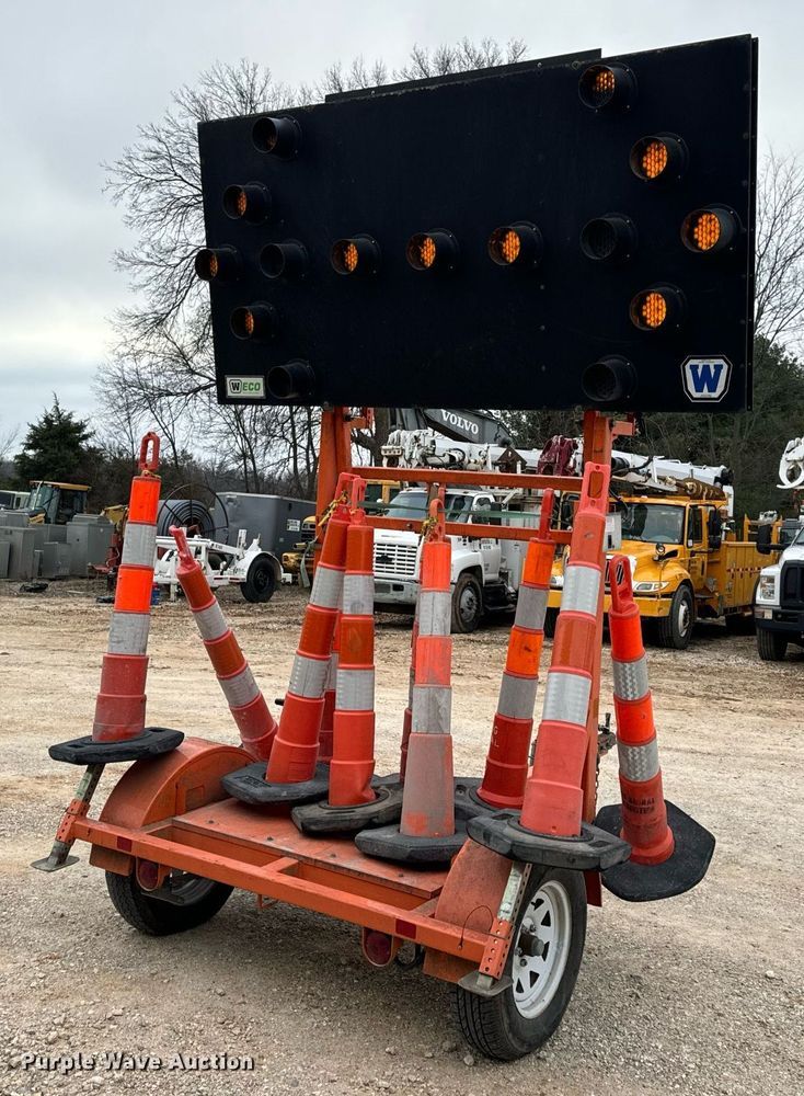 image for item DW3325 2013 Wanco WTSP arrow board