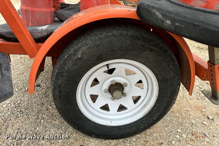 image for item DW3325 2013 Wanco WTSP arrow board