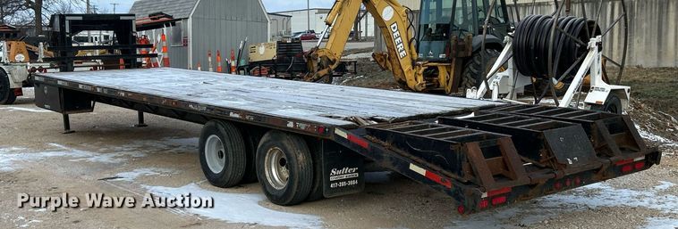 image for item DW3333 2006 Tri-Star equipment trailer