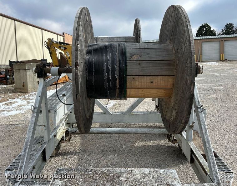 image for item DW3338 Reel trailer