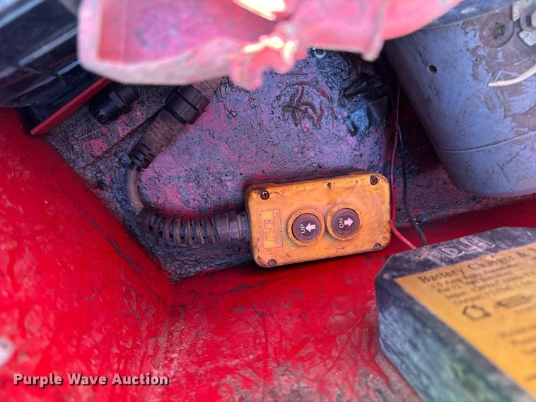 image for item DW3340 2014 Load Trail dump trailer