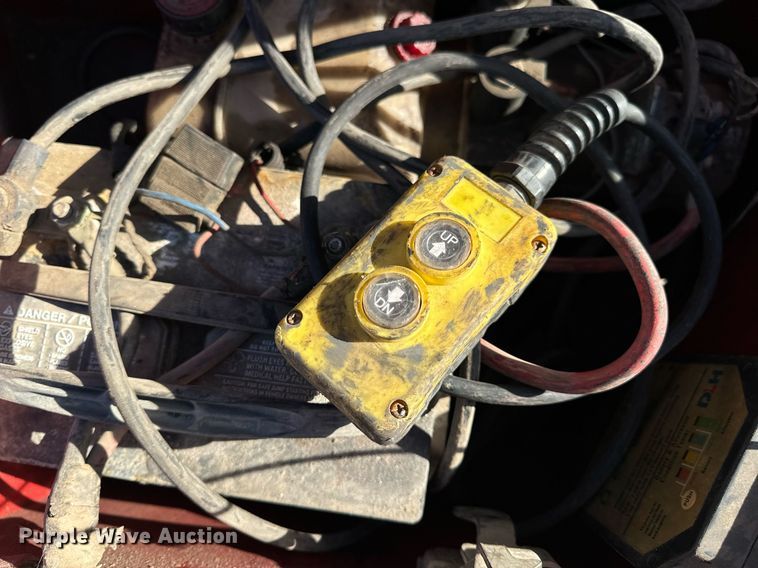 image for item DW3343 2016 Load Trail dump trailer