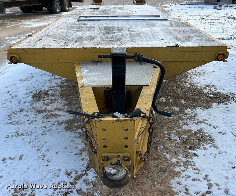 image for item DW3346 2010 Belshe equipment trailer