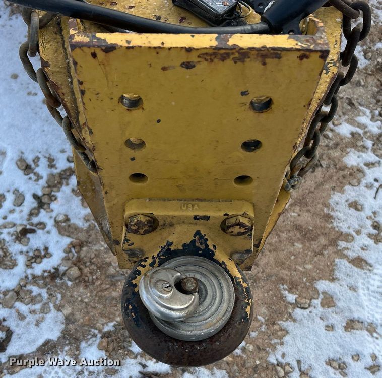 image for item DW3346 2010 Belshe equipment trailer