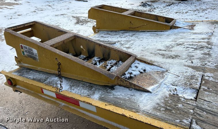 image for item DW3346 2010 Belshe equipment trailer