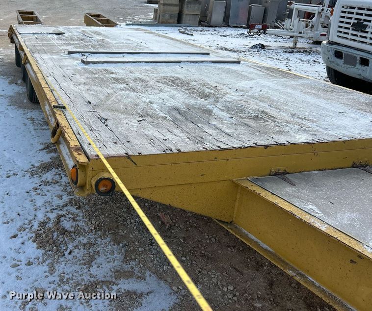 image for item DW3346 2010 Belshe equipment trailer