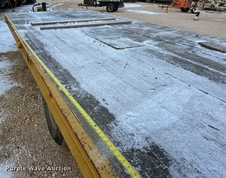 image for item DW3346 2010 Belshe equipment trailer