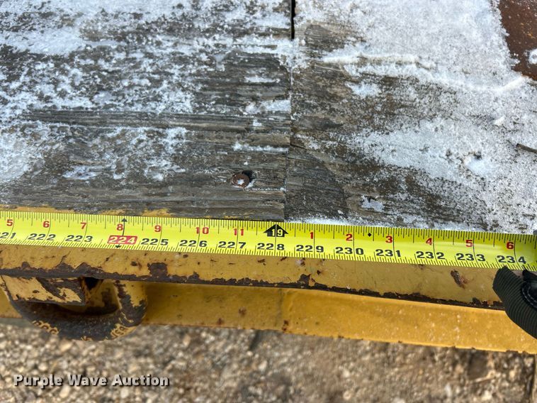 image for item DW3346 2010 Belshe equipment trailer