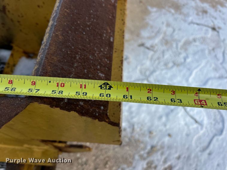 image for item DW3346 2010 Belshe equipment trailer