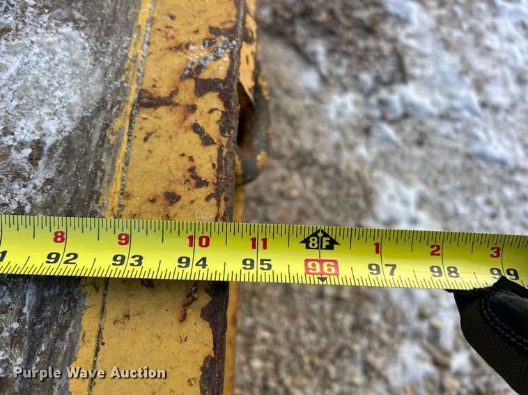 image for item DW3346 2010 Belshe equipment trailer