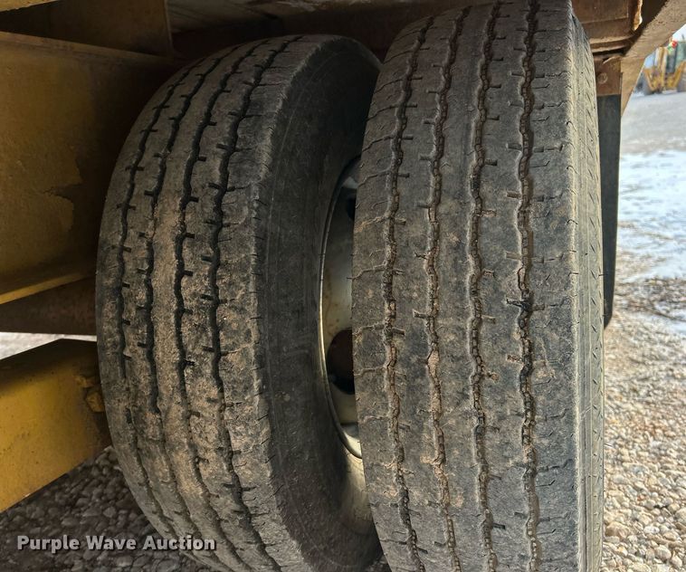 image for item DW3346 2010 Belshe equipment trailer