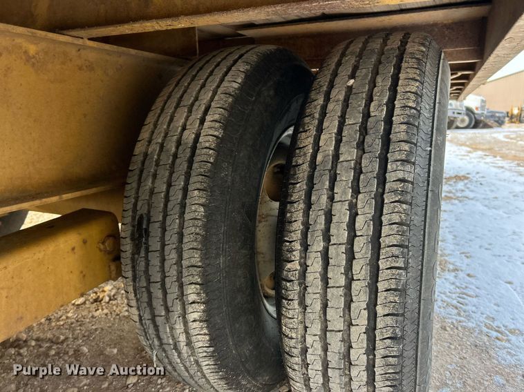 image for item DW3346 2010 Belshe equipment trailer