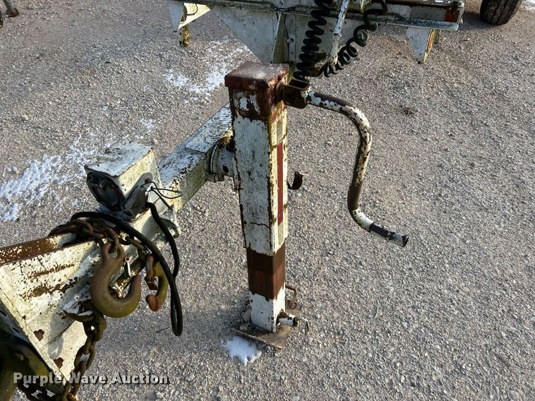 image for item DW3347 1992 Butler BP-8000 pole trailer