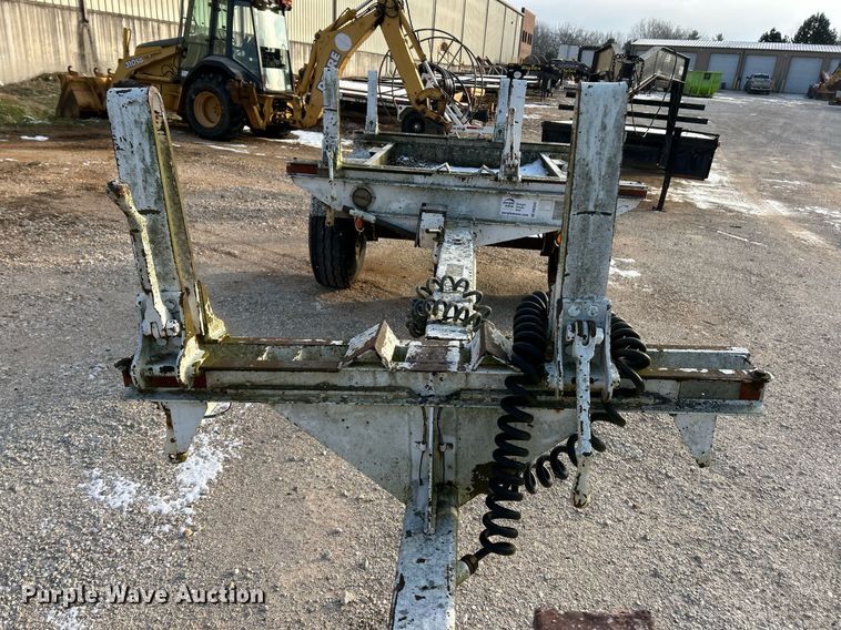 image for item DW3347 1992 Butler BP-8000 pole trailer